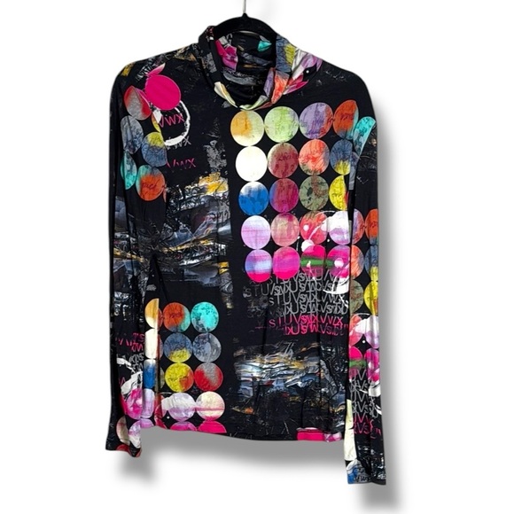 Snoskins Colorful Turtleneck Size Large - Picture 1 of 3
